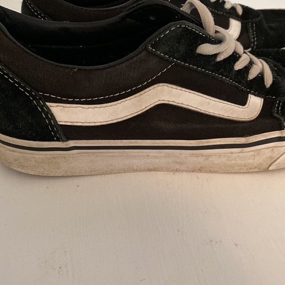 Vans B&W Old Skool low skate shoe suede toe cap W 9/M 7.5 - Picture 7 of 11